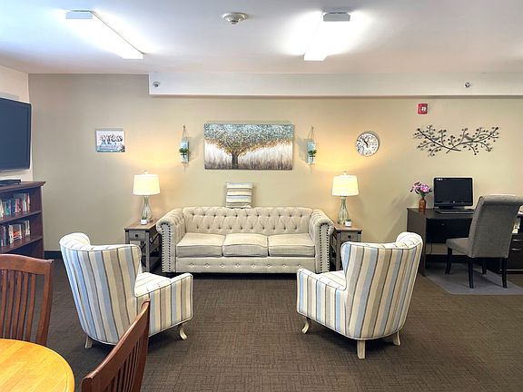 4th image of 6715 Buckley Rd #263
