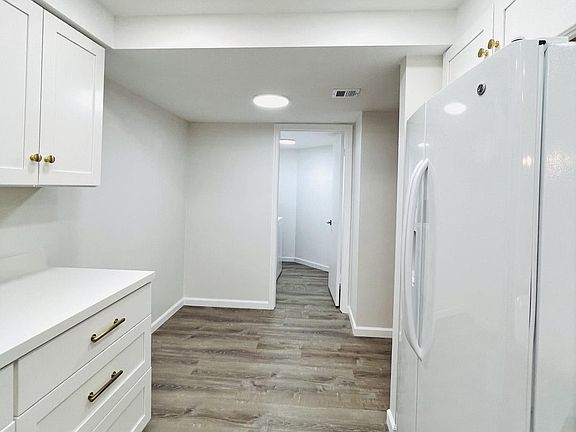 5th image of 500 Egret Cir APT 8104