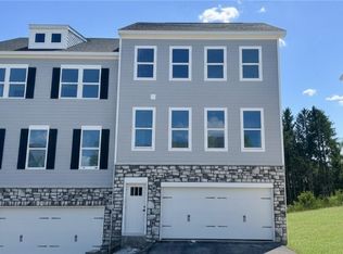 141 River Ridge Dr, Moon/crescent Township, PA 15108