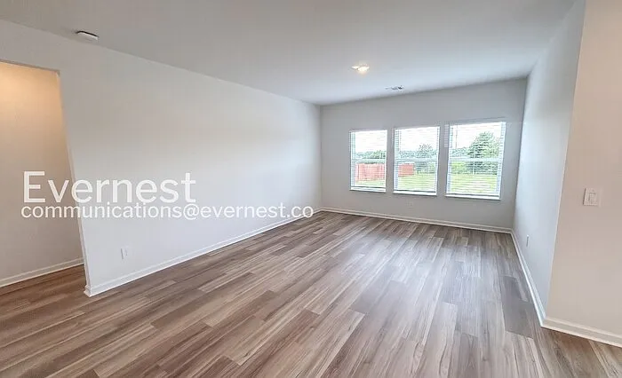 29447 Satilla Cir — Photo 6