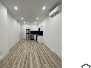 4526 N 18th St #1, Philadelphia, PA 19140