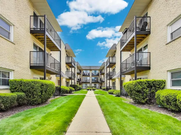 6478 N Northwest Hwy APT 1, Chicago, IL 60631