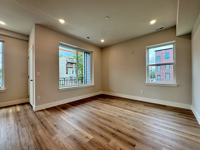 5222-24 Chester Ave #4 — Photo 19