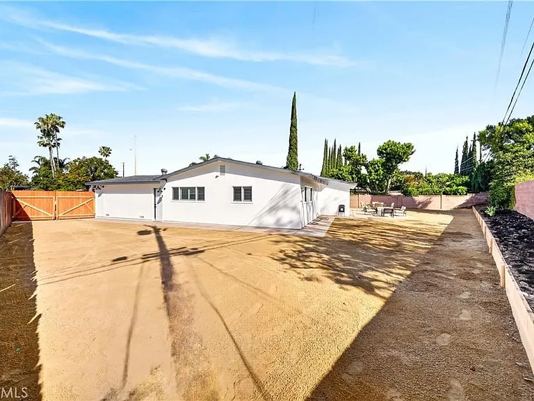1691 Bullard Ln — Photo 21
