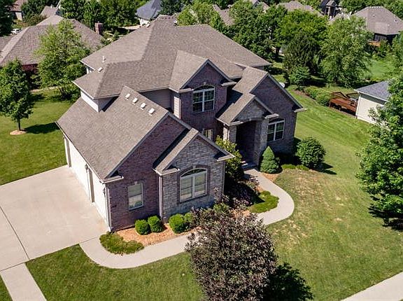 3rd image of 4909 Cochero Ct