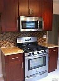 4th image of 342 S Orchard Ave