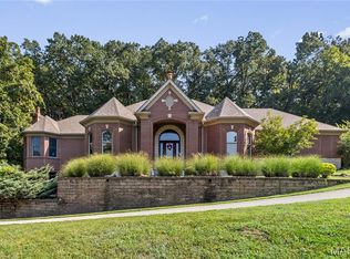 416 Kiefer Creek Rd, Ballwin, MO 63021