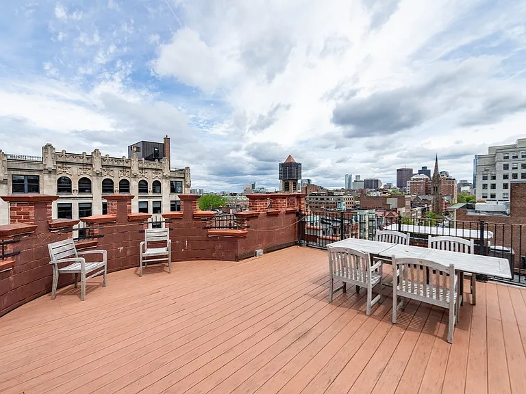 271 Dartmouth St #6M — Photo 9
