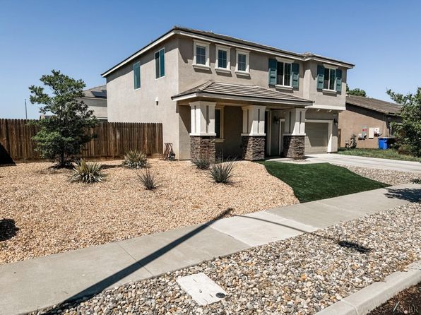 1075 Opal Ave, Lemoore, CA 93245