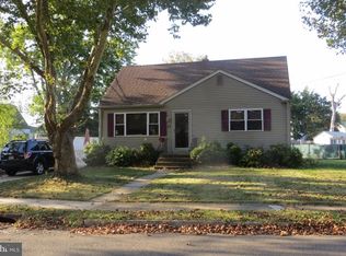 27 Kenwood Ter, Hamilton, NJ