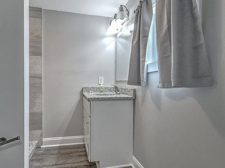 412 Orange St #1 — Photo 11