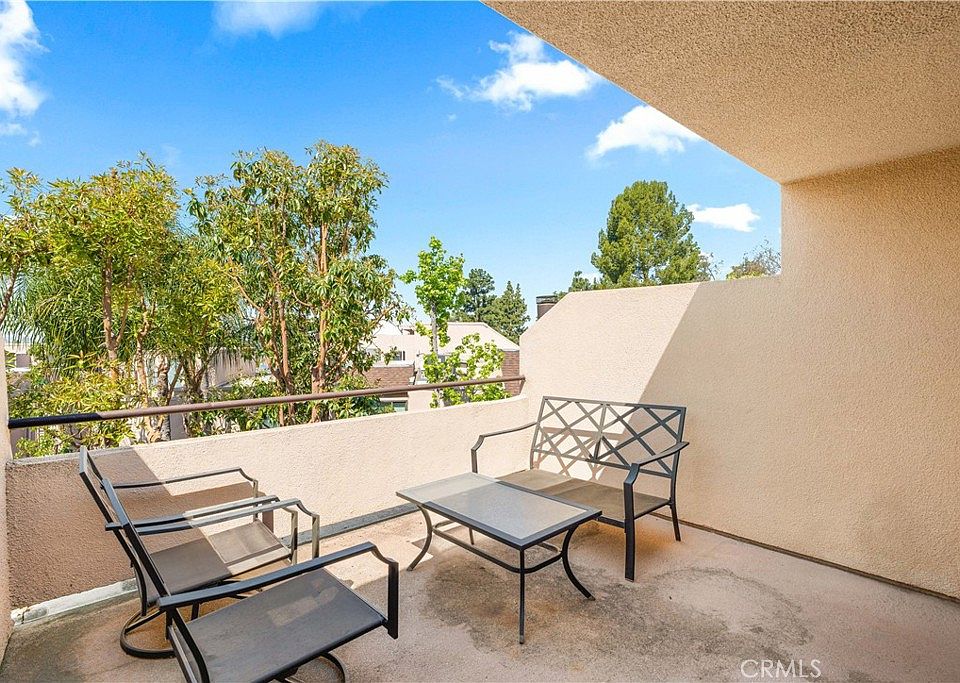1st image of 25761 Le Parc Unit 68
