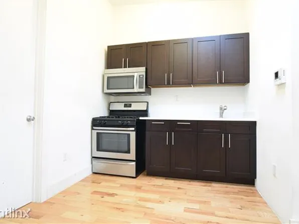1078 Dekalb Ave, Brooklyn, NY 11221