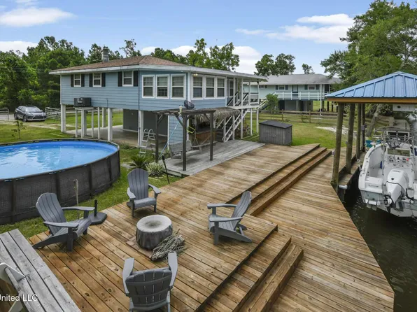 50 Fiber St, Bay Saint Louis, MS 39520