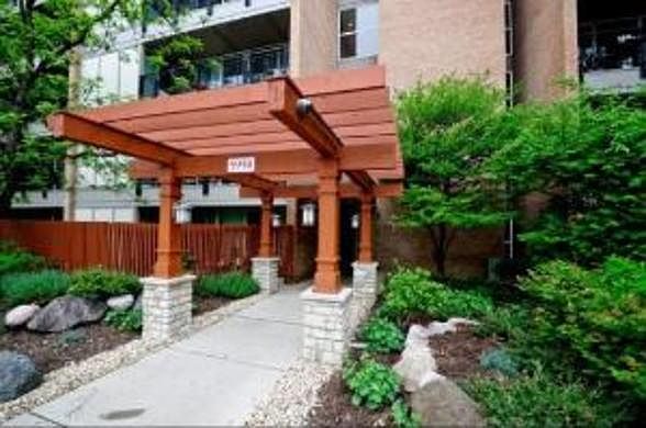 1st image of 5950 Oakwood Dr APT 1F