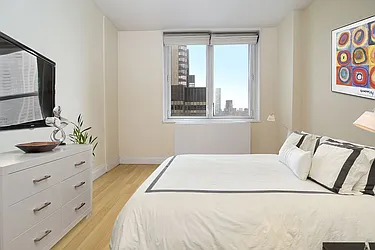 Rented by Avi Nash Associates