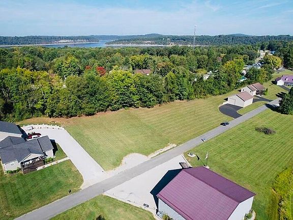 2nd image of 134 Lighthouse Dr