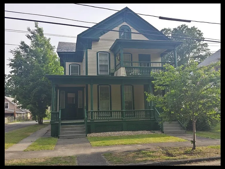 42 Jefferson St #B — Photo 1