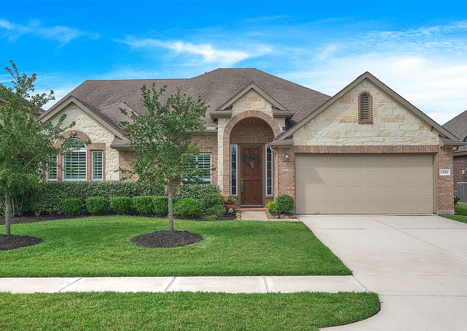 1st image of 13007 Chatfield Manor Ln