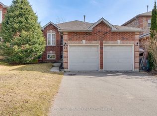 47 Holly Meadow Rd, Barrie, ON L4N0E2