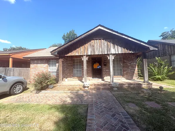 1619 Peacock Ave, Clarksdale, MS 38614