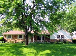 32235 Craftsbury Rd, Farmington Hills, MI 48334