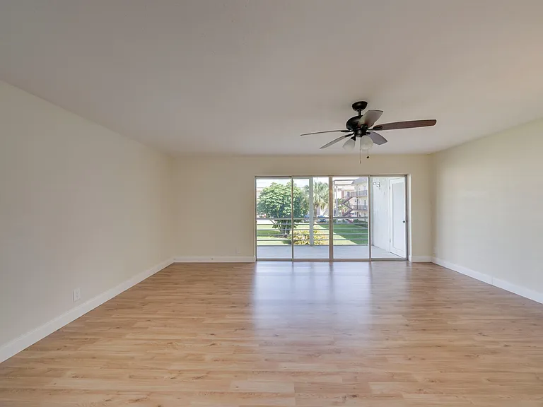 701 Lori Dr #209 — Photo 74