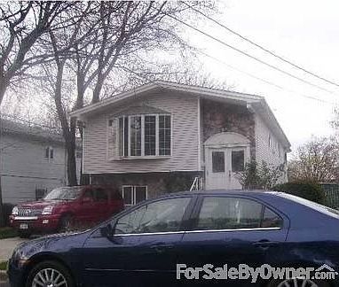 3rd image of 31 Motley Ave