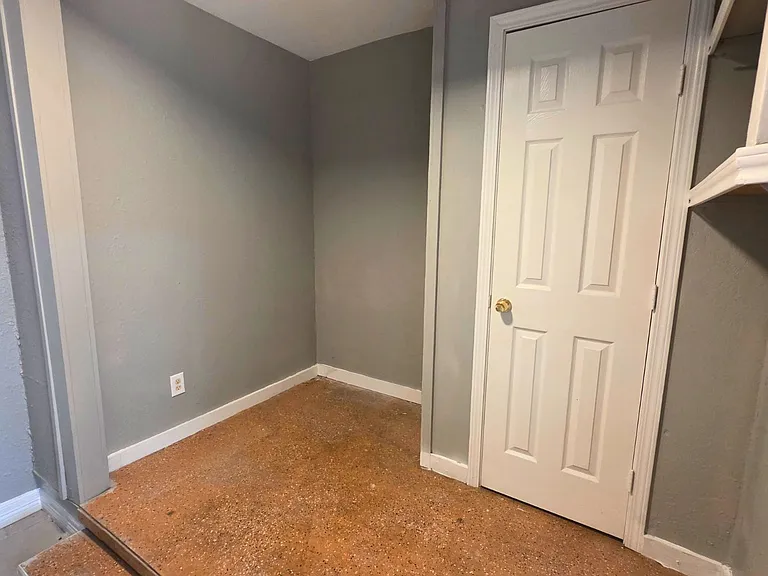 13501 Topeka St #G — Photo 11
