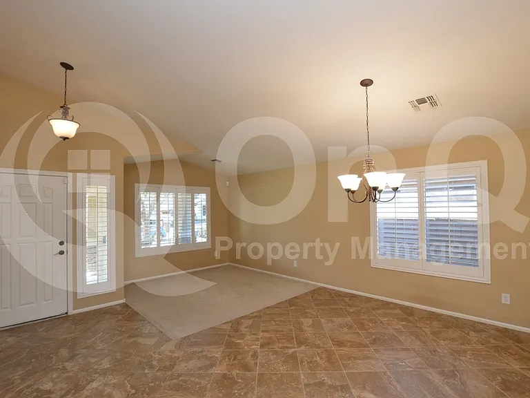 29979 N Maravilla Dr — Photo 7
