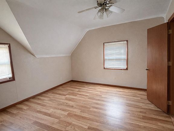 3rd image of 46 2nd St NE