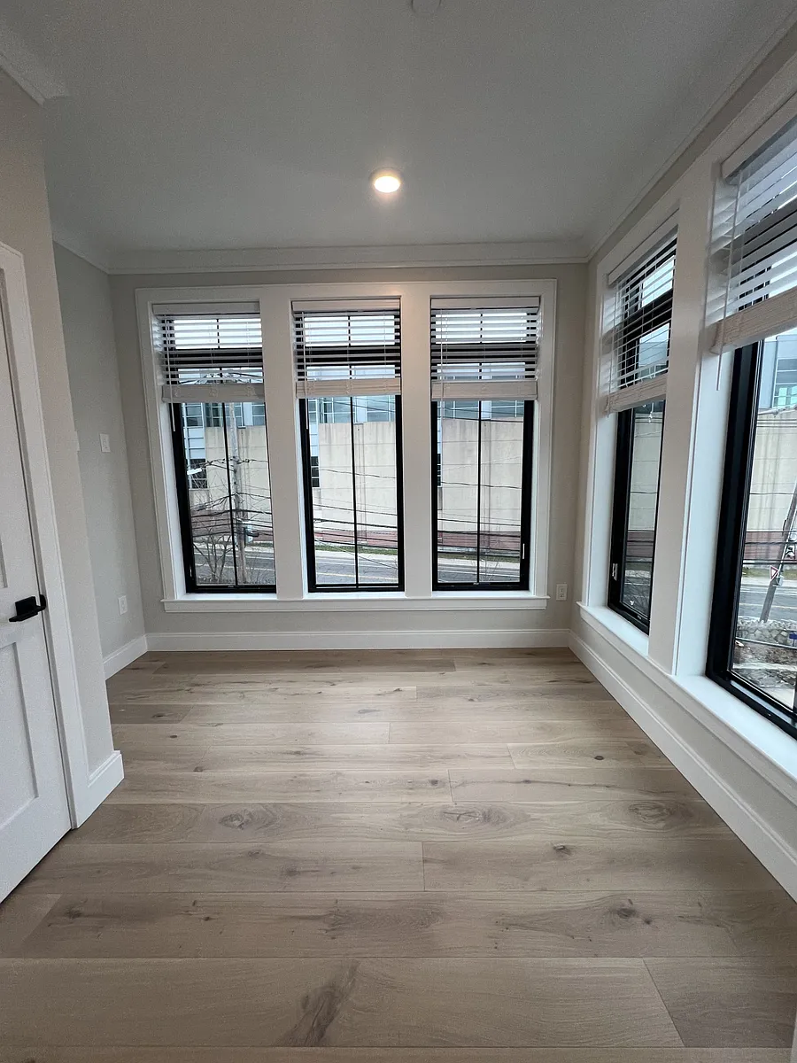 Building Photo - 157 Everett St #1