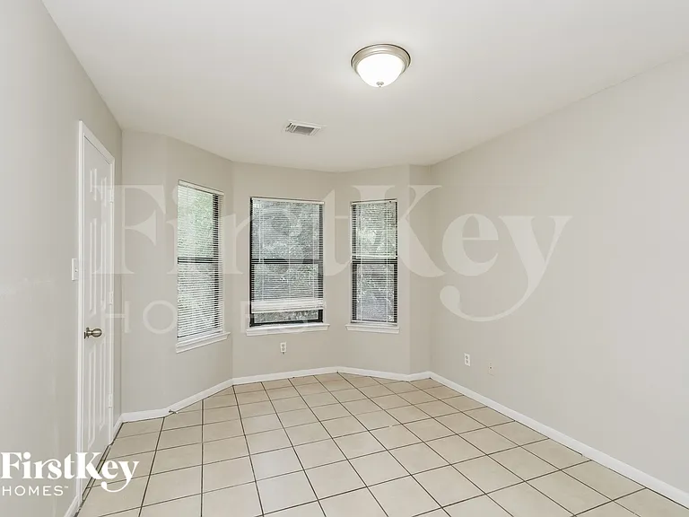 2920 La Estancia Ln — Photo 16