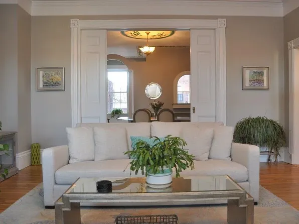 112 Park St APT 3, Portland, ME 04101