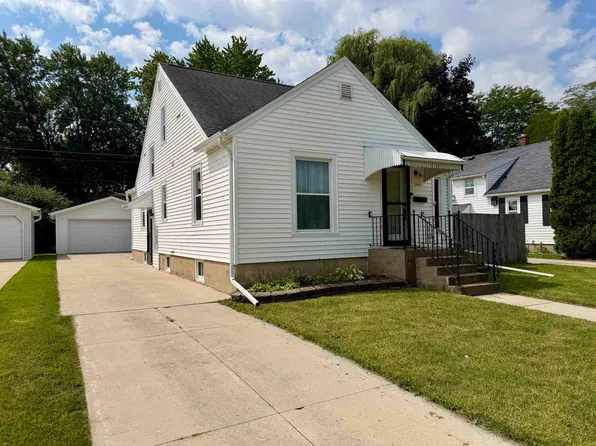 352 E 11th St, Fond Du Lac, WI 54935