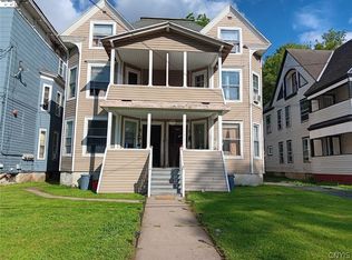 1523 Oneida St, Utica, NY 13501