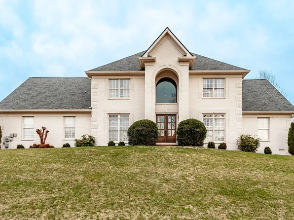 100 Loch Leven Way, Hendersonville, TN 37075