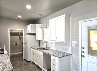 2478 N Trinity St #400, Decatur, TX 76234