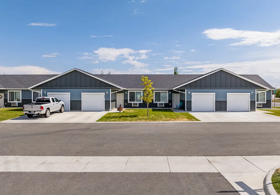 Sapphire Patio Homes Apartments