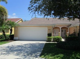 6210 Mandalay Cir #63, Naples, FL 34112