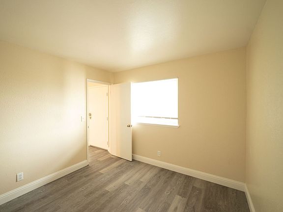 5th image of 530 24th St #304