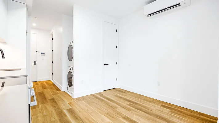 Rented by Nooklyn NYC LLC | media 3