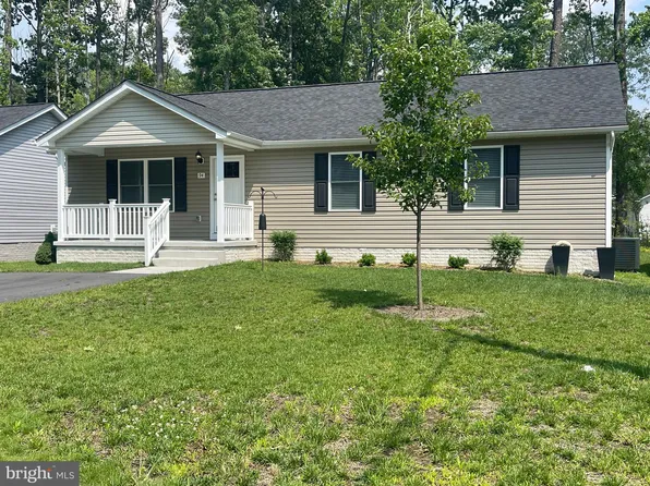 94 Oak Ln, Colonial Beach, VA 22443