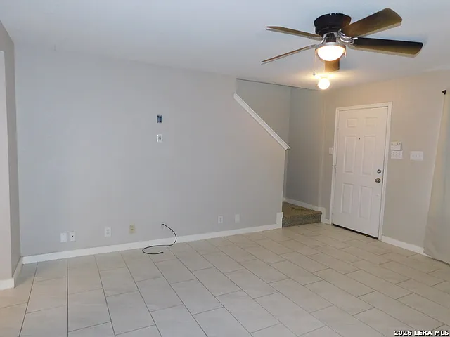 3 bed, 2.5 bath, 1460 sqft, $1,650 — Photo 3
