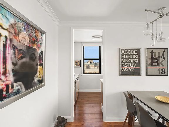 4th image of 200 W 79th St Penthouse D