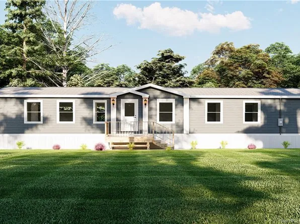 13 Perry Rd, Salisbury, NB E4J 2N6