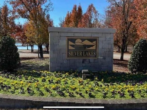 25 Silver Lake Blvd E, Glencoe, AL 35905