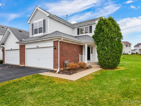 3092 Courtland St #3092, Woodstock, IL 60098