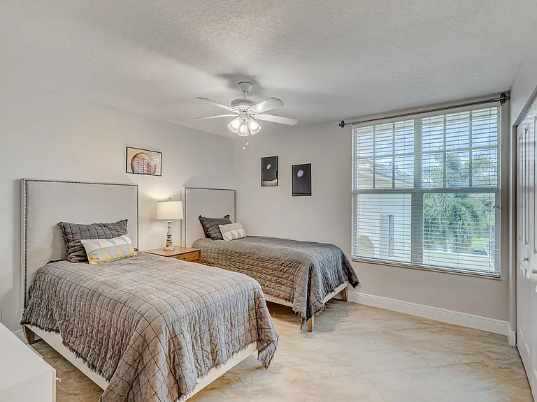 406 Mainsail Cir — Photo 29