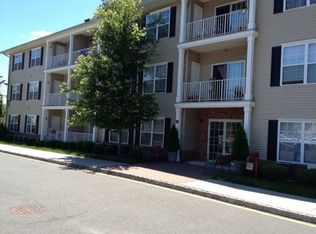 127 Liddle Ave, Edison, NJ 08837